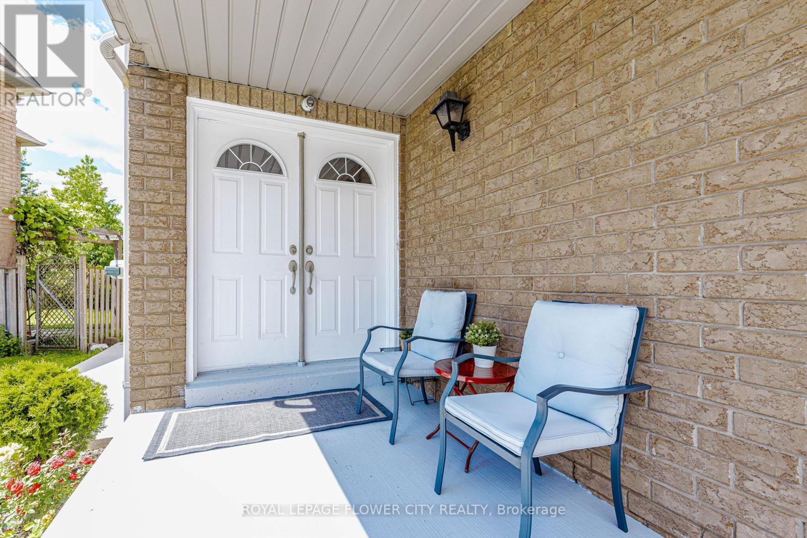 7268 Village Walk, Mississauga, Ontario  L5W 1V7 - Photo 4 - W13472436
