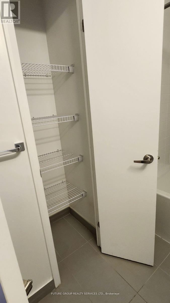 3303 - 30 Gibbs Road, Toronto, Ontario  M9B 0E3 - Photo 10 - W13472590