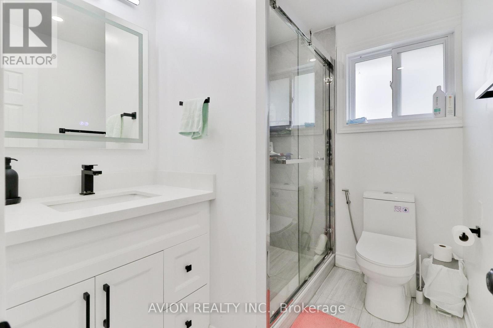 128 Rutherford Road N, Brampton, Ontario  L6V 2J5 - Photo 14 - W13472550