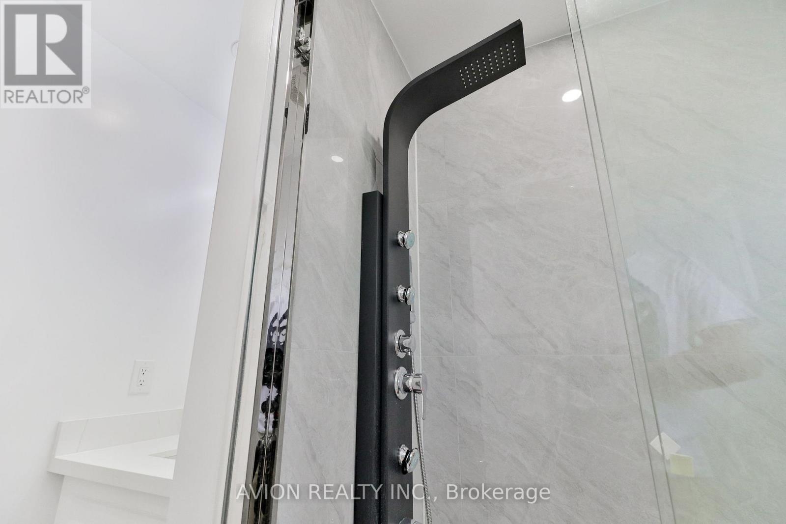128 Rutherford Road N, Brampton, Ontario  L6V 2J5 - Photo 15 - W13472550