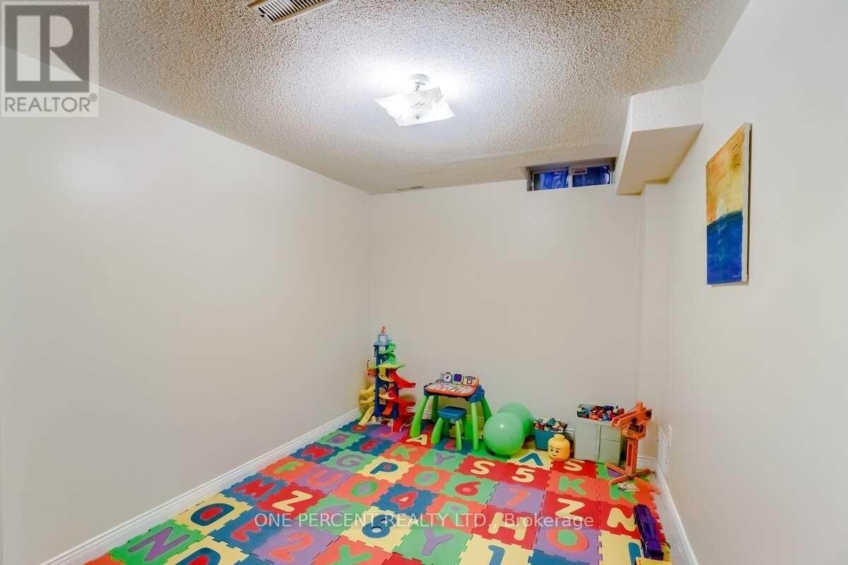 15 Beaverhall Road, Brampton, Ontario L6X 4L3 - Photo 27 - W13472564