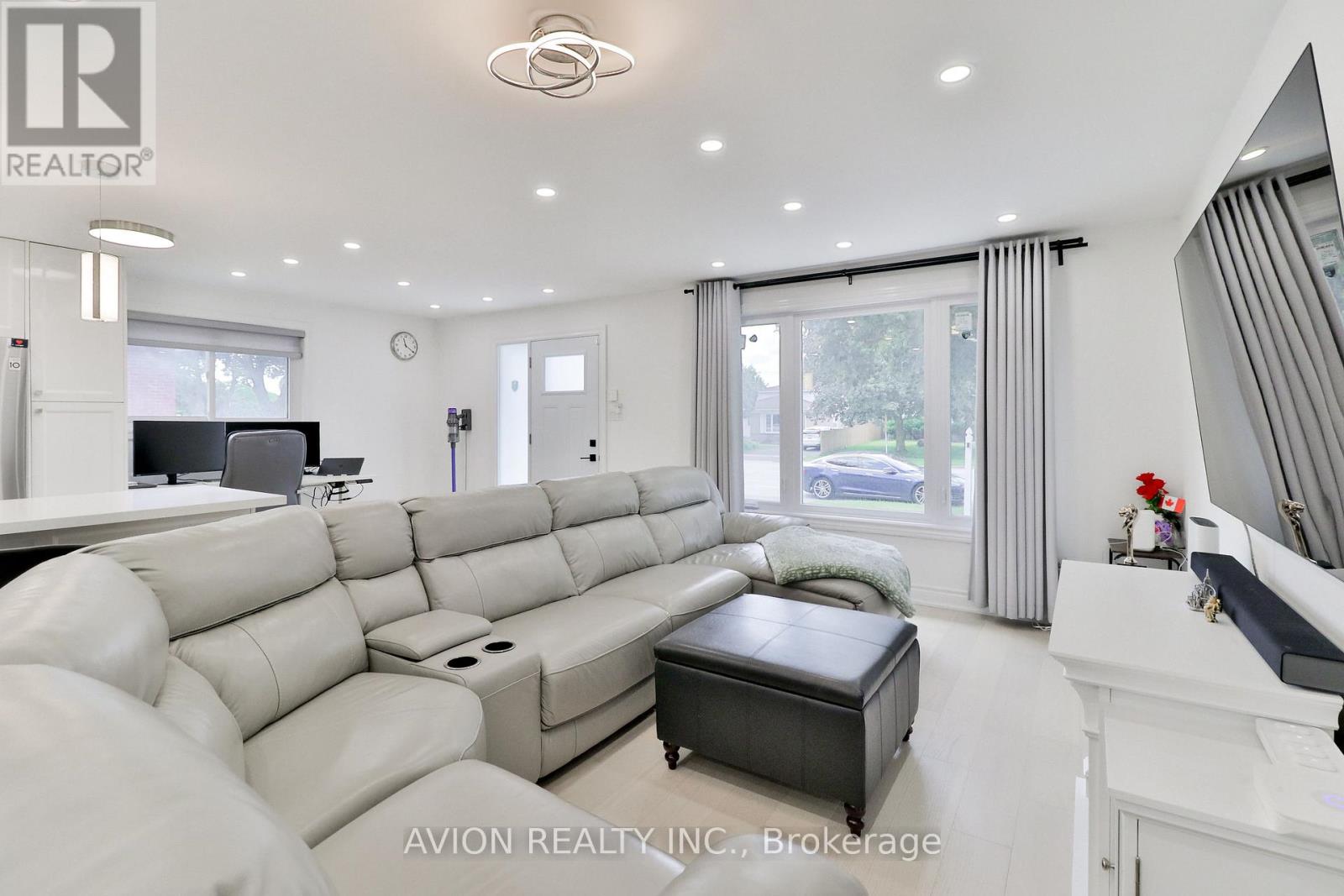 128 Rutherford Road N, Brampton, Ontario  L6V 2J5 - Photo 6 - W13472550