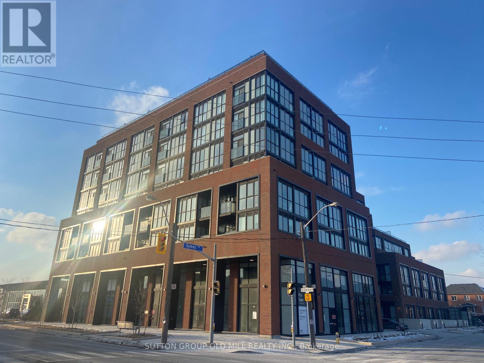 417 - 2300 ST CLAIR AVENUE W, Toronto, Ontario