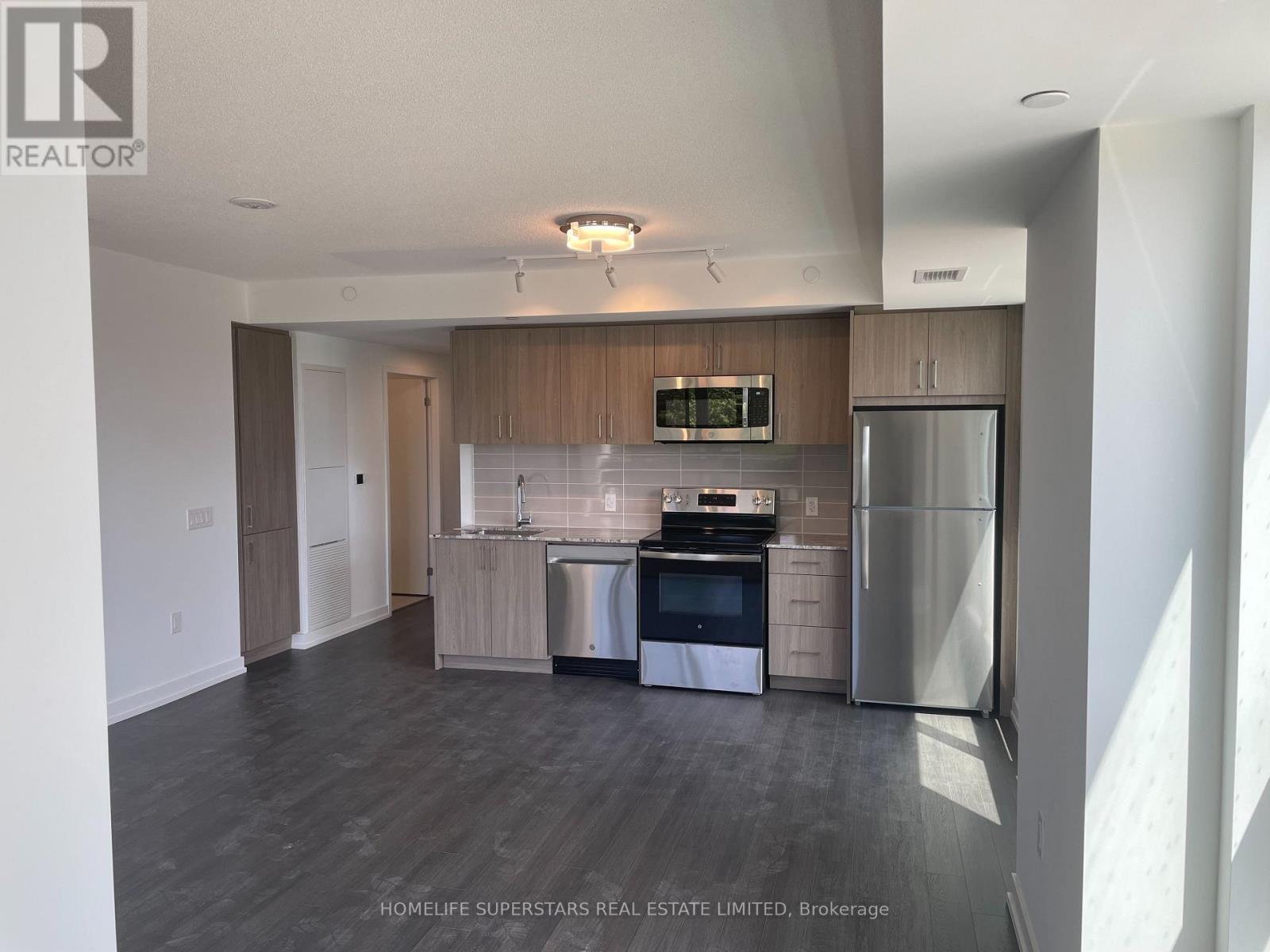 220 - 4010 Eglinton Avenue W, Toronto, Ontario  M9A 0G5 - Photo 5 - W13472666