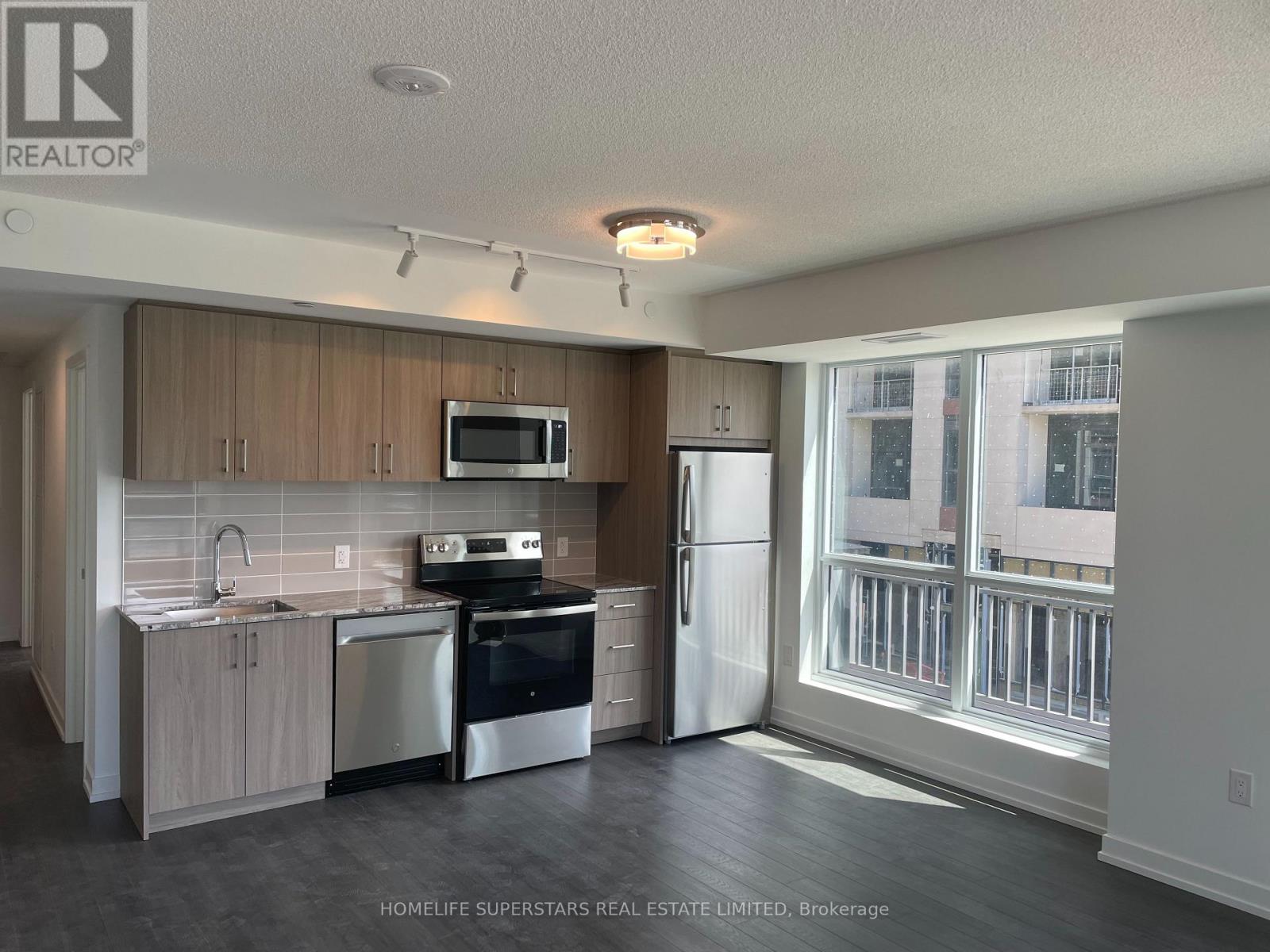 220 - 4010 Eglinton Avenue W, Toronto, Ontario  M9A 0G5 - Photo 6 - W13472666