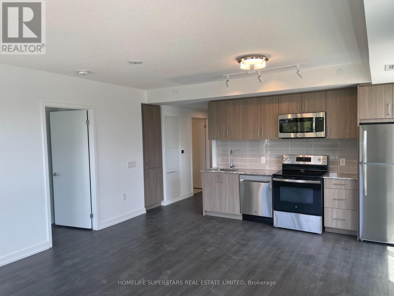 220 - 4010 Eglinton Avenue W, Toronto, Ontario  M9A 0G5 - Photo 7 - W13472666