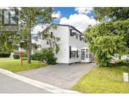 41 HUNTINGWOOD CRESCENT, Brampton, Ontario