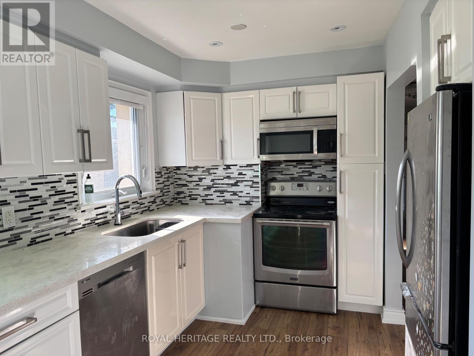 Main Floor - 81 Eringate Drive, Toronto, Ontario  M9C 3Z4 - Photo 6 - W13472830