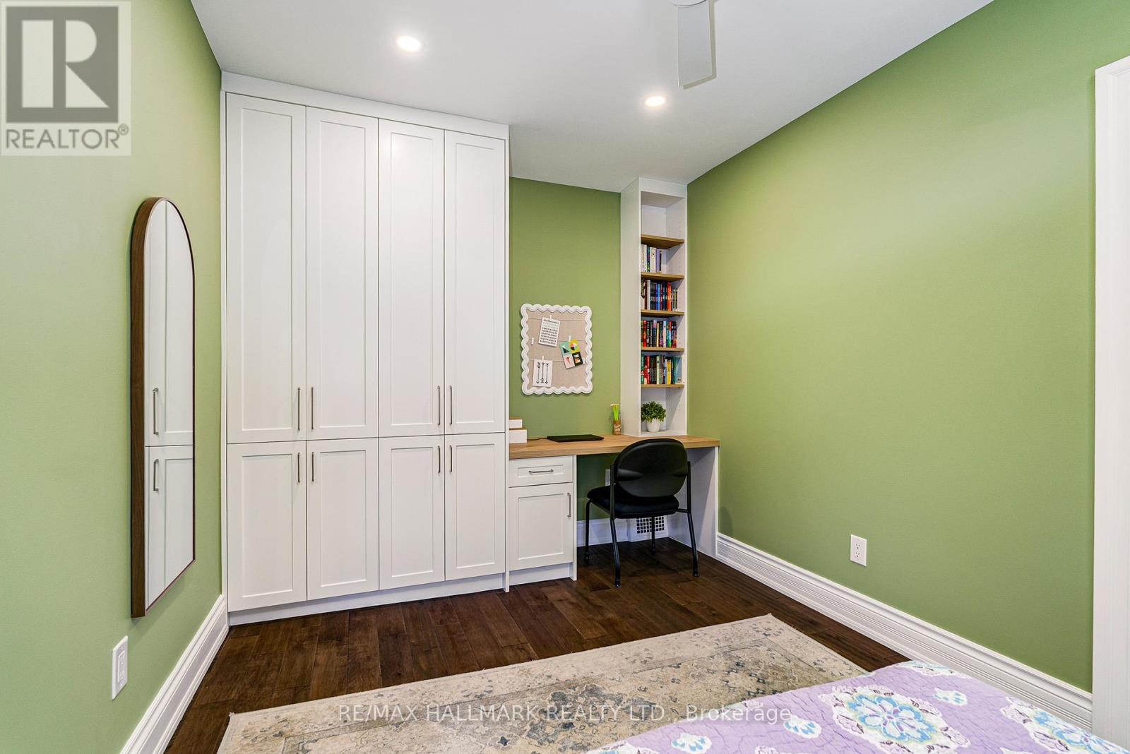 63 Hillsview Avenue, Toronto, Ontario  M6P 1J4 - Photo 26 - W13472818