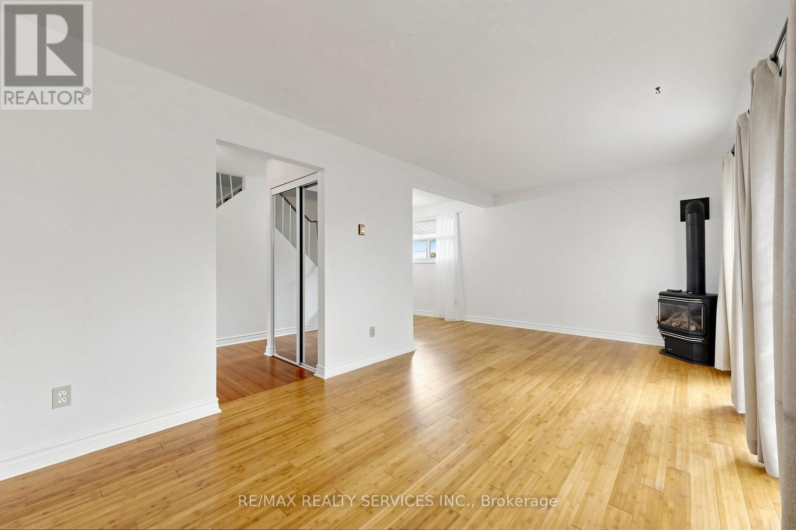41 Huntingwood Crescent, Brampton, Ontario  L6S 1S5 - Photo 10 - W13472778