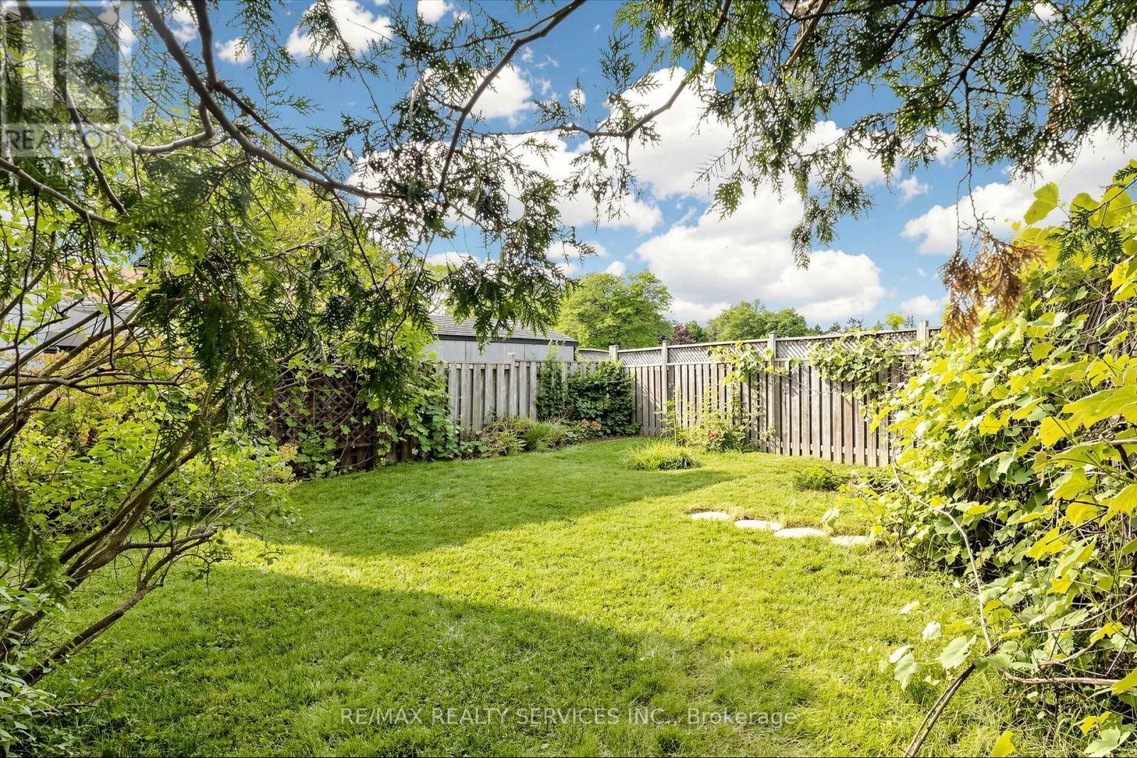 41 Huntingwood Crescent, Brampton, Ontario  L6S 1S5 - Photo 45 - W13472778