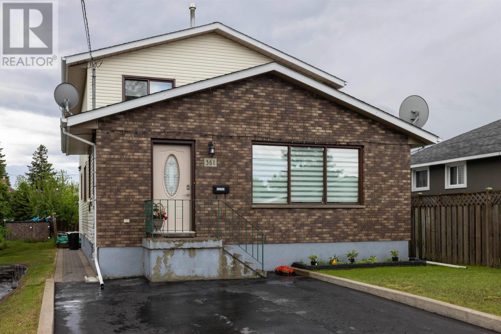 361 Adams ST, Thunder Bay, Ontario