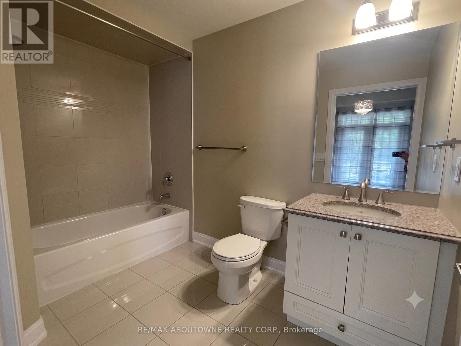 101 - 276 Gatwick Drive, Oakville, Ontario  L6H 0K8 - Photo 11 - W13472882