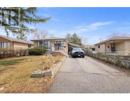 7 BURTONWOOD CRESCENT, Toronto, Ontario