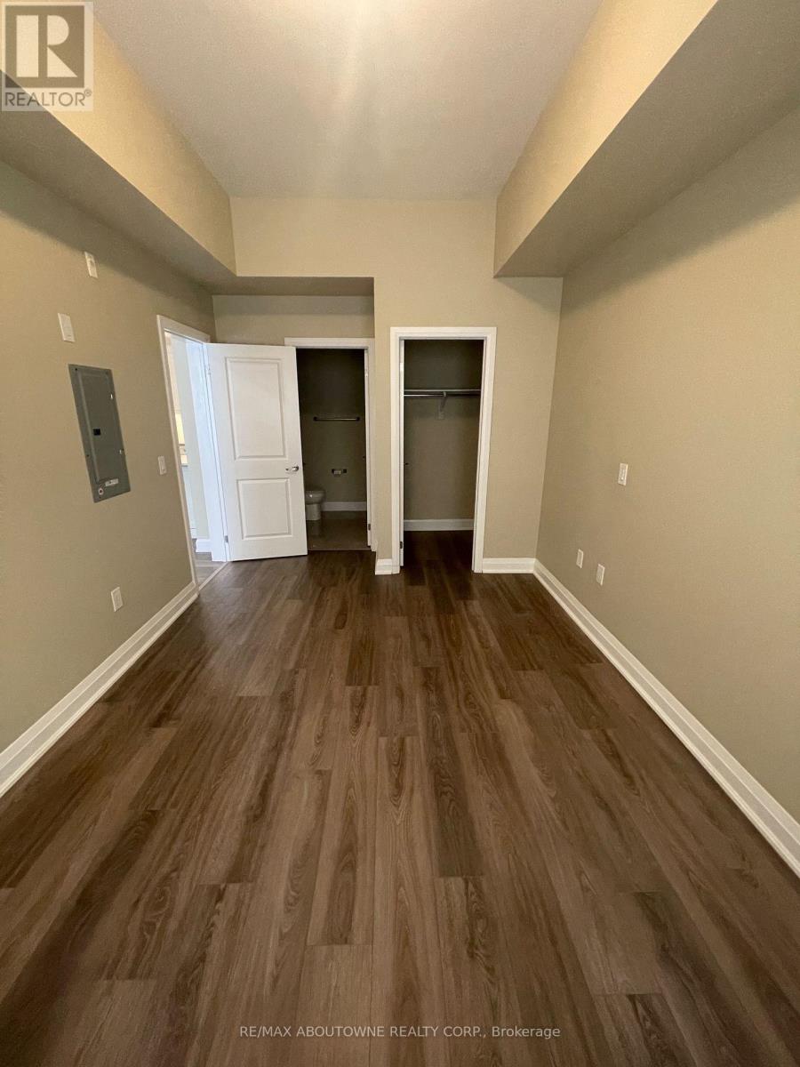 101 - 276 Gatwick Drive, Oakville, Ontario  L6H 0K8 - Photo 9 - W13472882