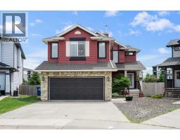 321 Bayside Place SW, Airdrie, Alberta