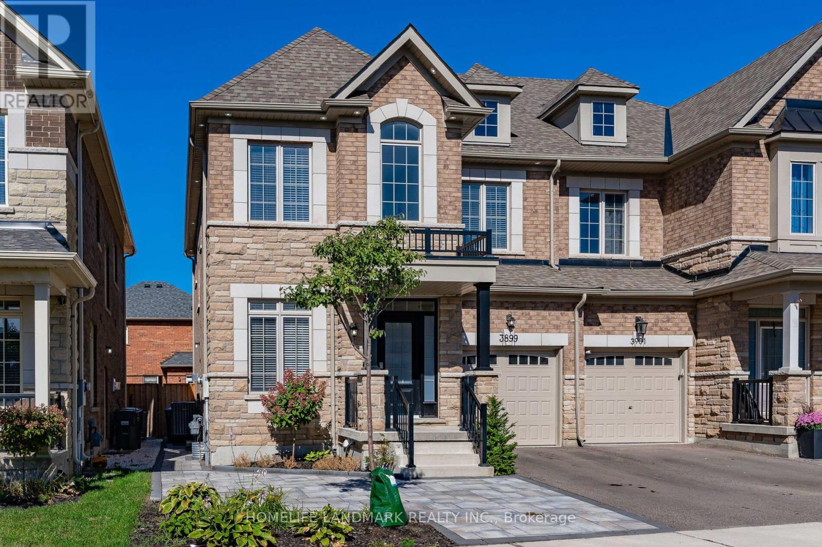 3899 Arvona Place, Mississauga, Ontario  L5M 0Y5 - Photo 2 - W13472994
