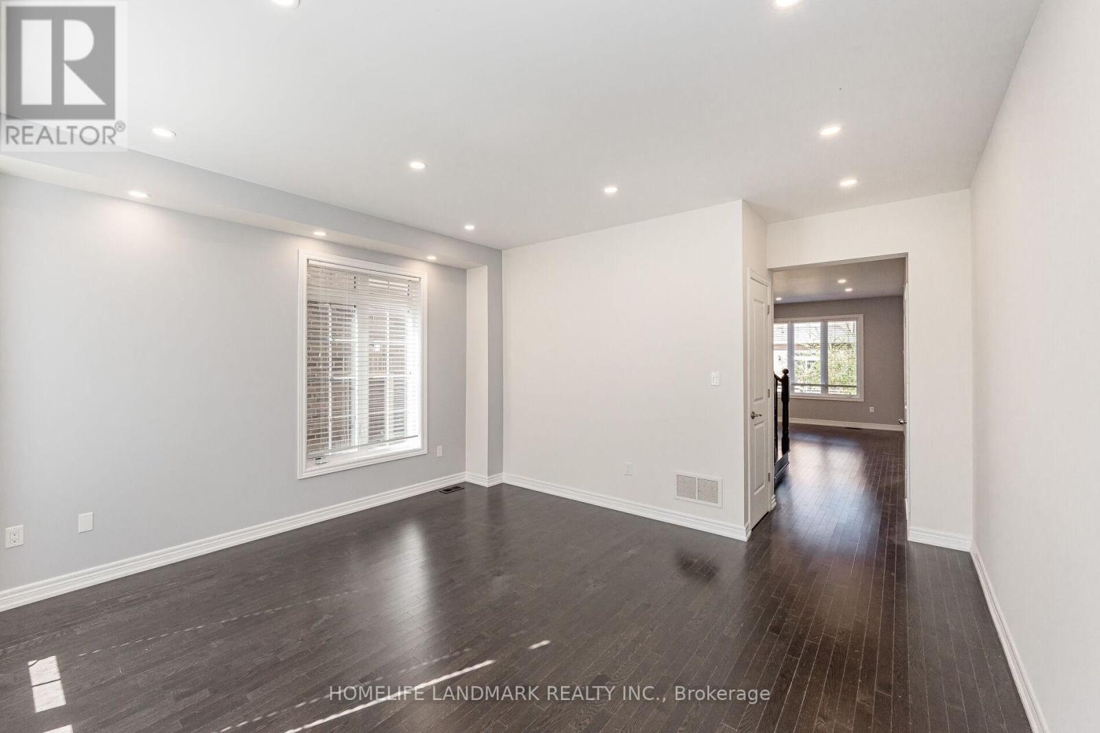 3899 Arvona Place, Mississauga, Ontario  L5M 0Y5 - Photo 6 - W13472994