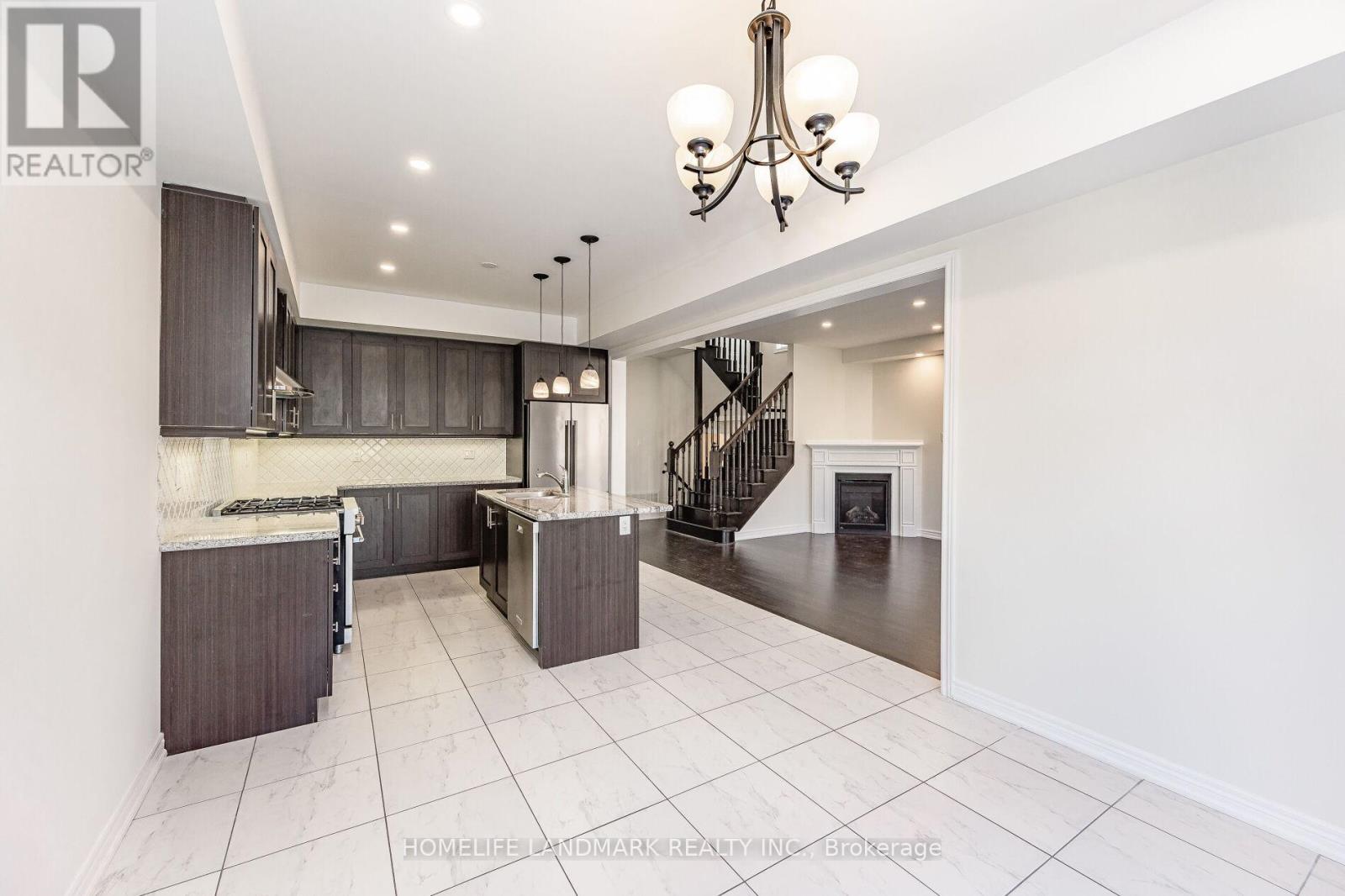3899 Arvona Place, Mississauga, Ontario  L5M 0Y5 - Photo 16 - W13472994