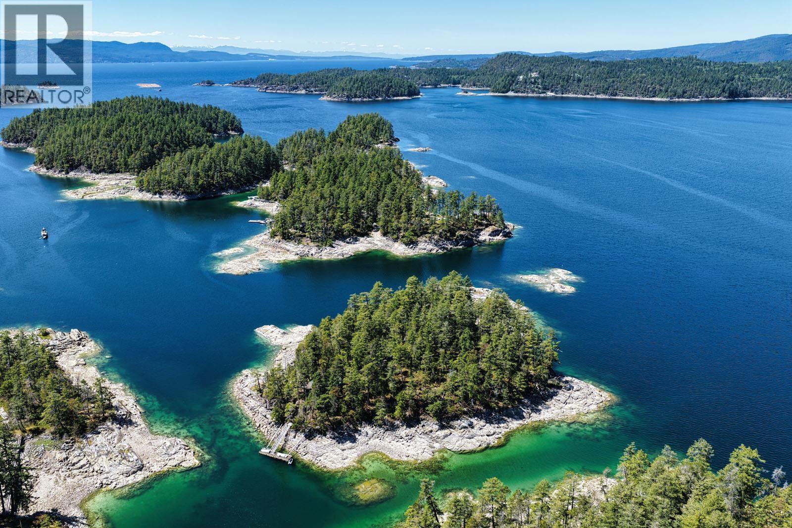 DL 6593 CARLSEN ISLET ISLAND, Nelson Island, British Columbia