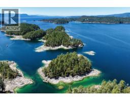 DL 6593 CARLSEN ISLET ISLAND, Nelson Island, British Columbia