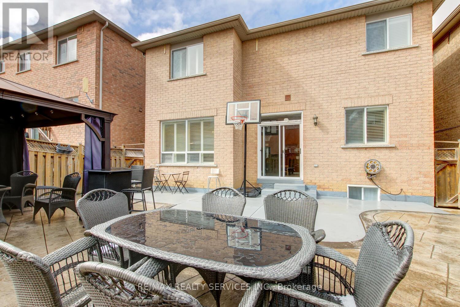 47 Cape Dorset Crescent, Brampton, Ontario  L6R 3K9 - Photo 46 - W13472944