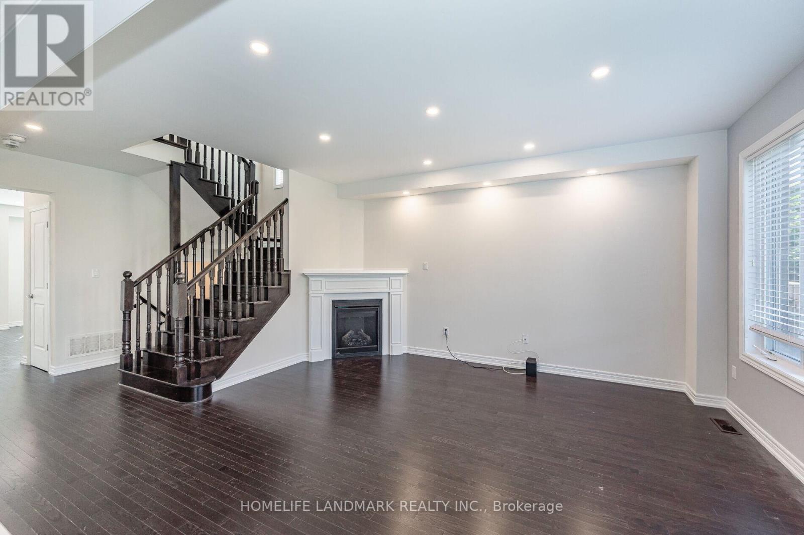 3899 Arvona Place, Mississauga, Ontario  L5M 0Y5 - Photo 9 - W13472994