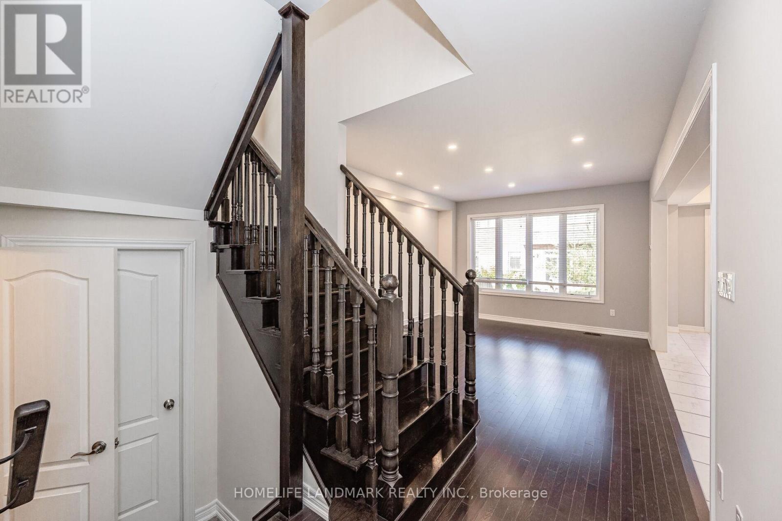3899 Arvona Place, Mississauga, Ontario  L5M 0Y5 - Photo 7 - W13472994