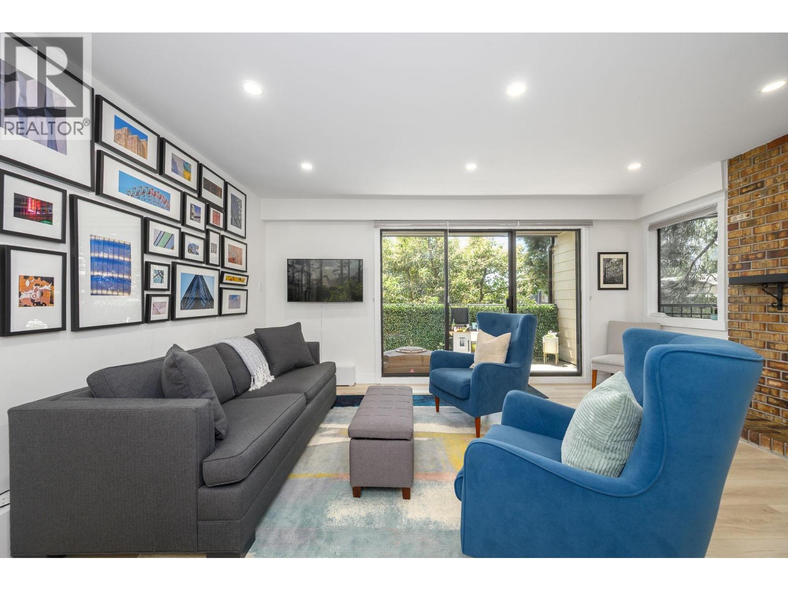 316 1385 DRAYCOTT ROAD, North Vancouver, British Columbia