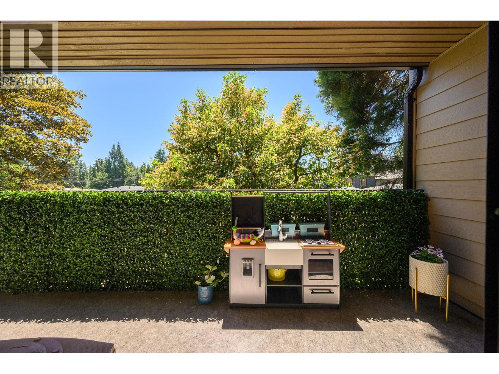 316 1385 Draycott Road, North Vancouver, British Columbia  V7J 3K9 - Photo 8 - R3138343