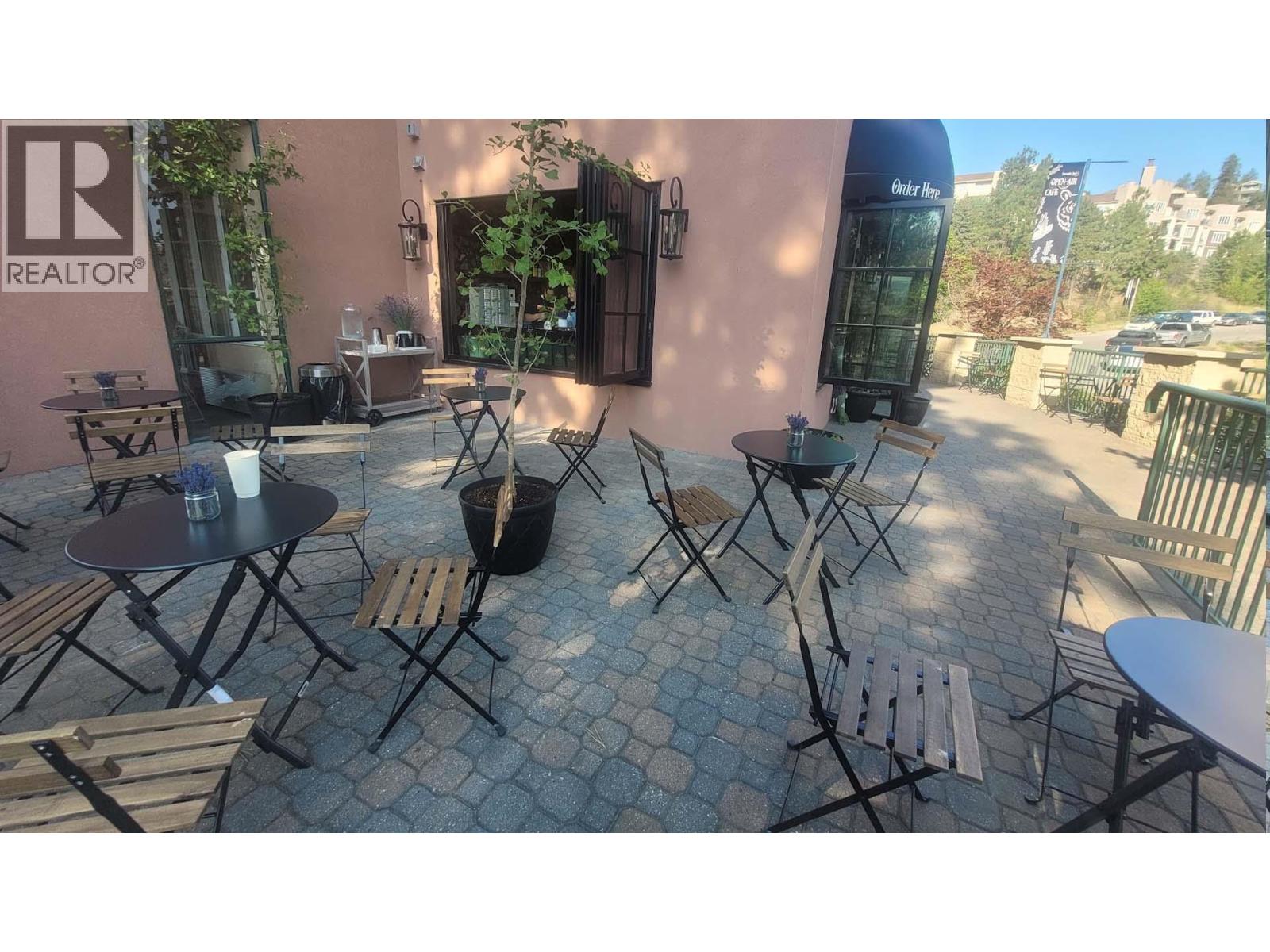 3185 Via Centrale Unit# 7, Kelowna, British Columbia  V1V 2A7 - Photo 3 - 10391479