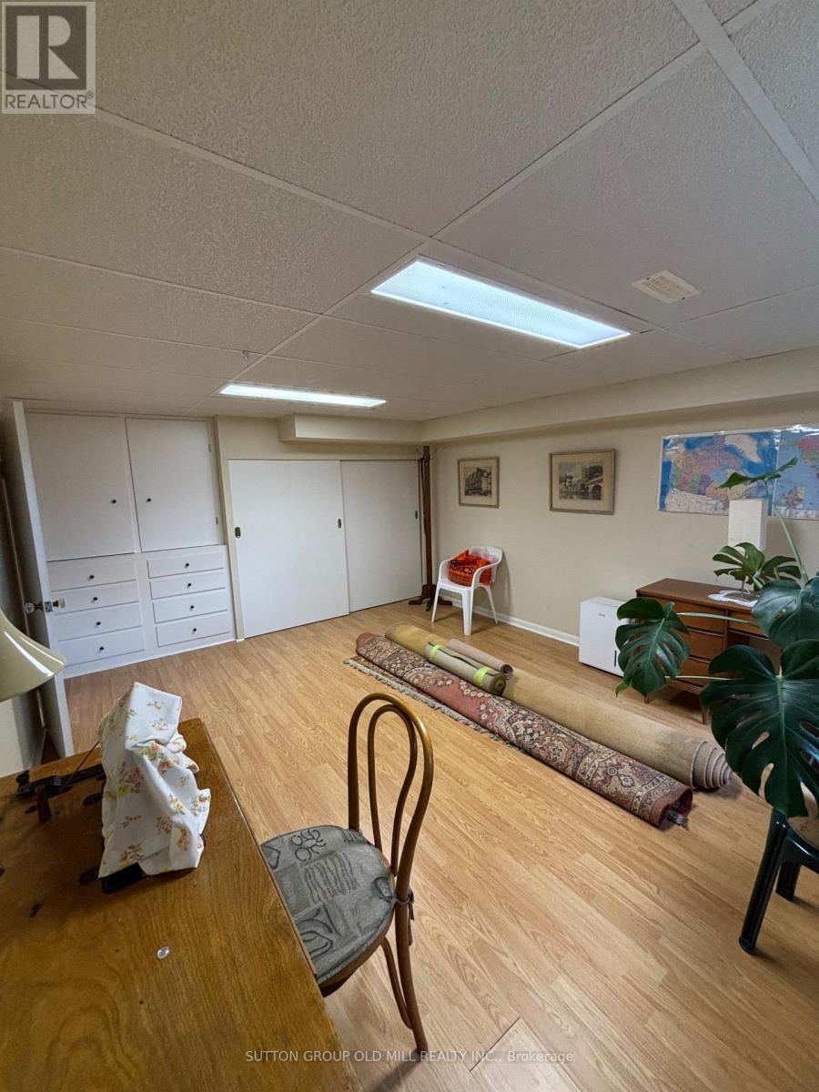 14 Claymore Drive, Toronto, Ontario  M8Z 2R9 - Photo 24 - W13473646