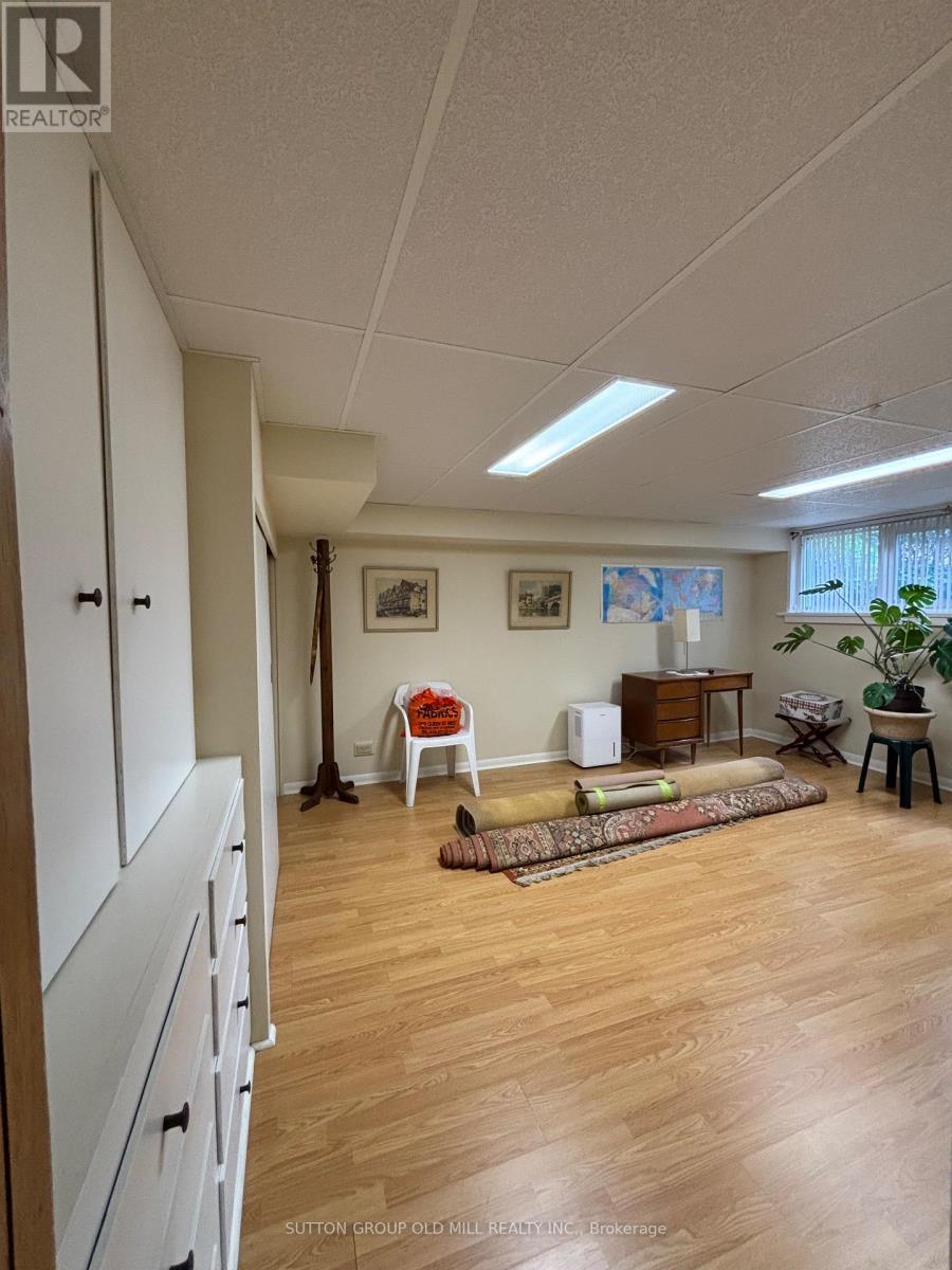 14 Claymore Drive, Toronto, Ontario  M8Z 2R9 - Photo 26 - W13473646