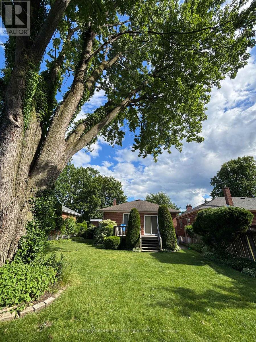 14 Claymore Drive, Toronto, Ontario  M8Z 2R9 - Photo 38 - W13473646