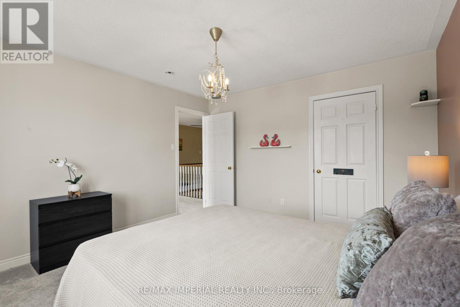 2044 Schoolmaster Circle, Oakville, Ontario L6M 3A1 - Photo 34 - W13473238