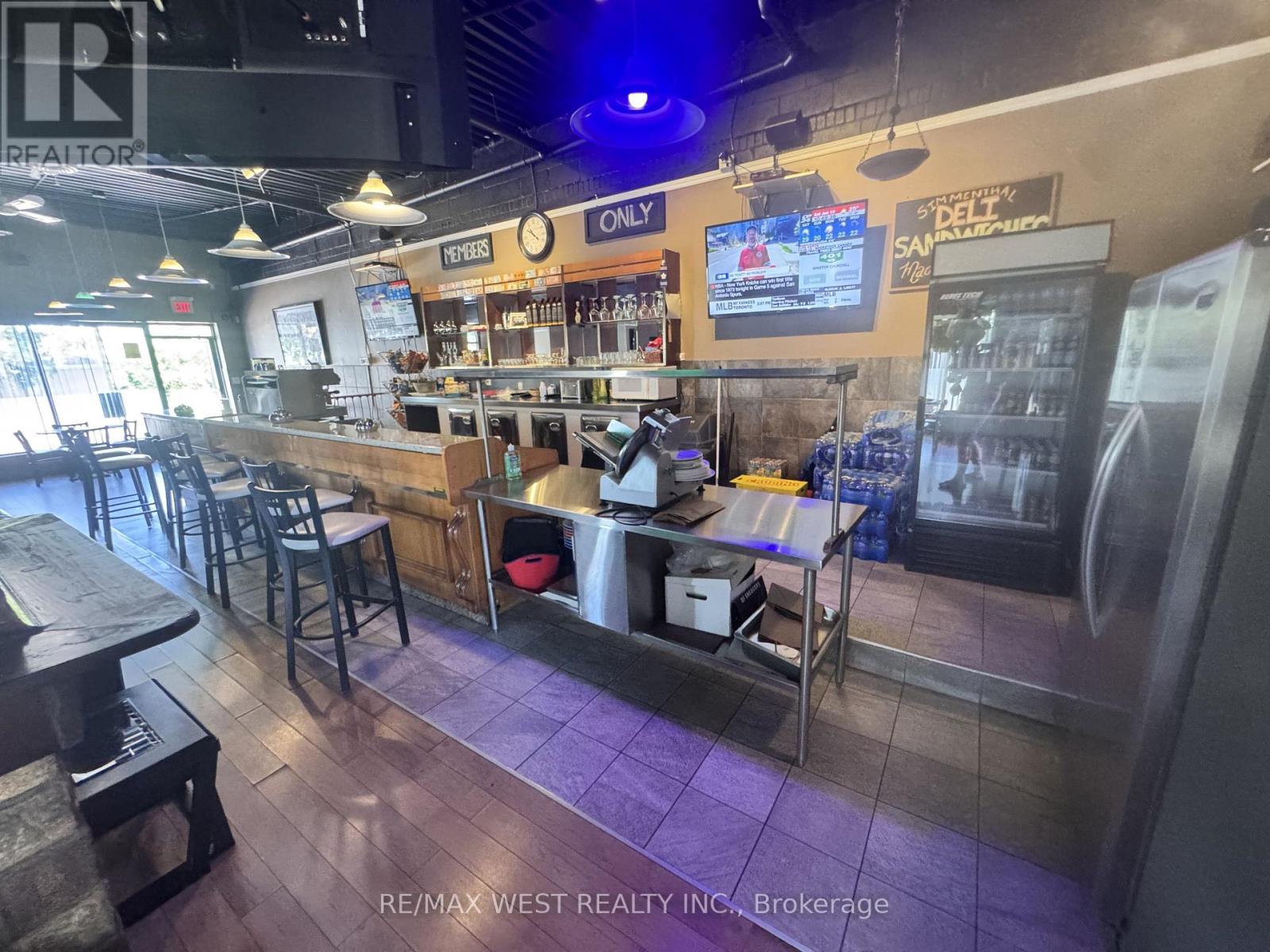 2724 Jane Street, Toronto, Ontario M3L 2N1 - Photo 14 - W13473256