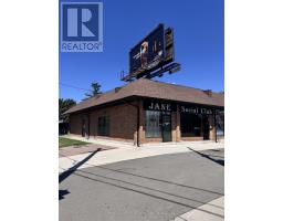 2724 JANE STREET, Toronto, Ontario
