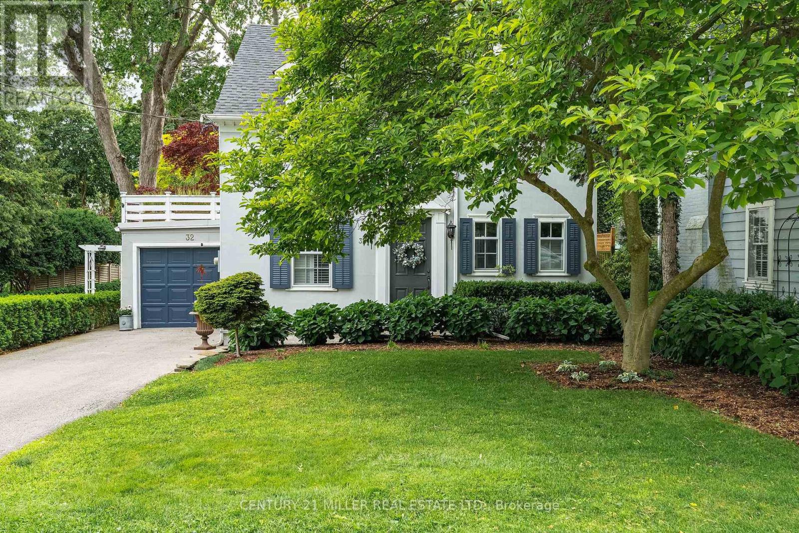 32 Park Avenue, Oakville, Ontario  L6J 3X8 - Photo 1 - W13473380