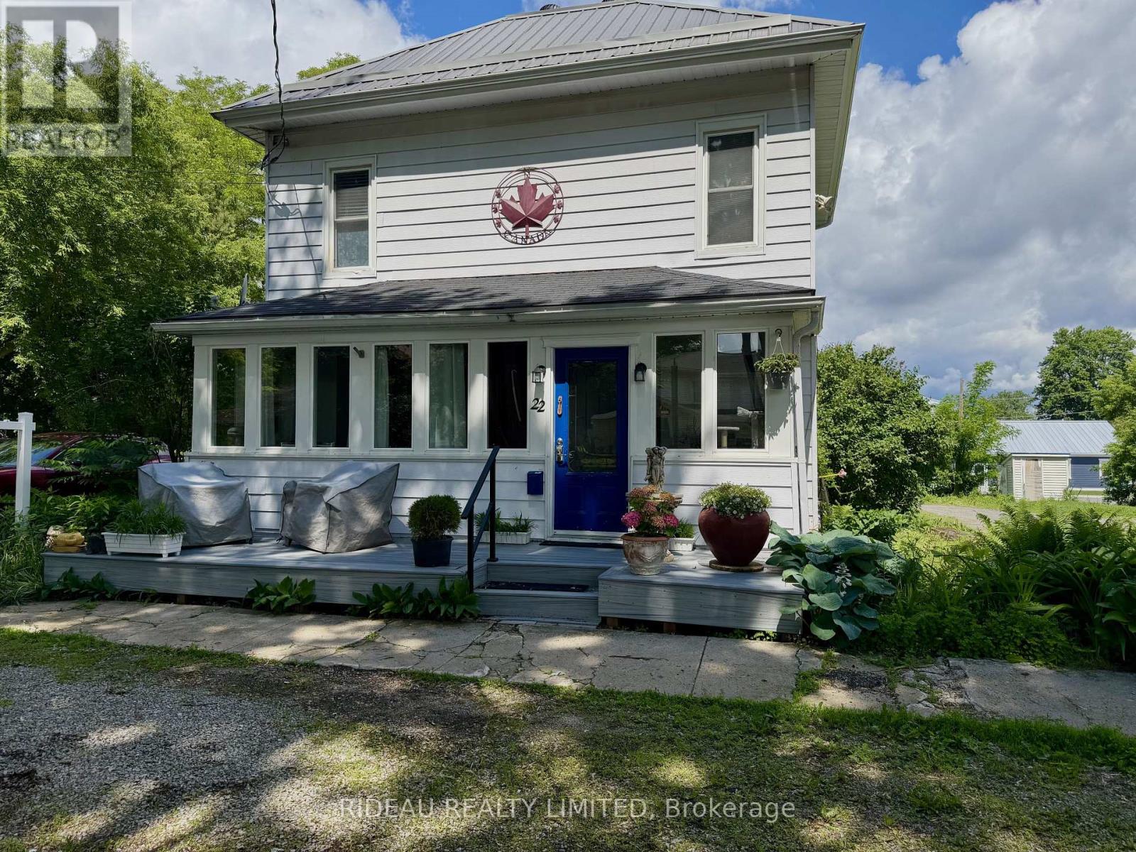 22 Perth Street, Rideau Lakes, Ontario  K0G 1V0 - Photo 1 - X13474644