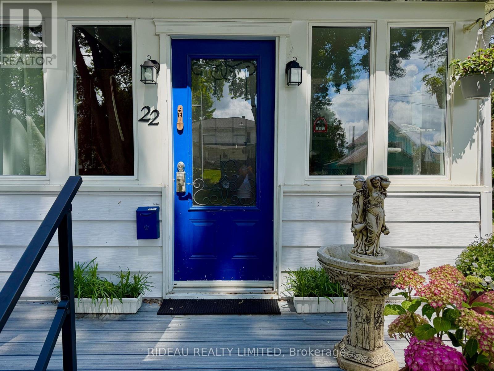 22 Perth Street, Rideau Lakes, Ontario  K0G 1V0 - Photo 2 - X13474644