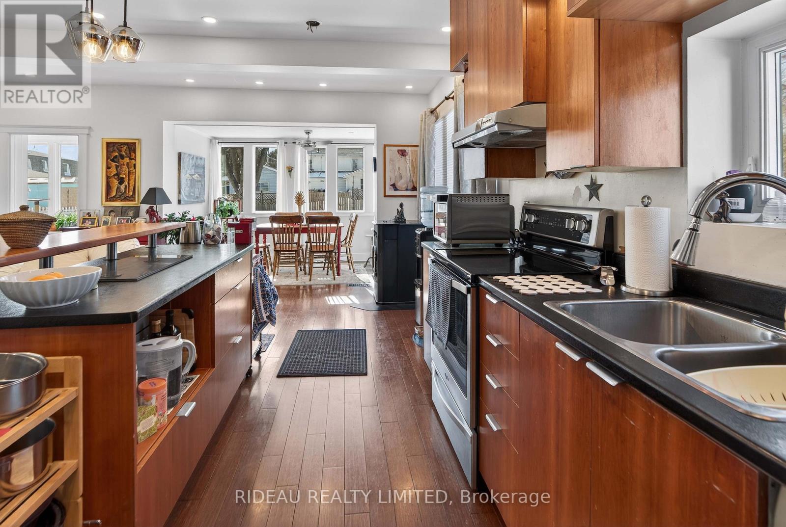 22 Perth Street, Rideau Lakes, Ontario  K0G 1V0 - Photo 8 - X13474644