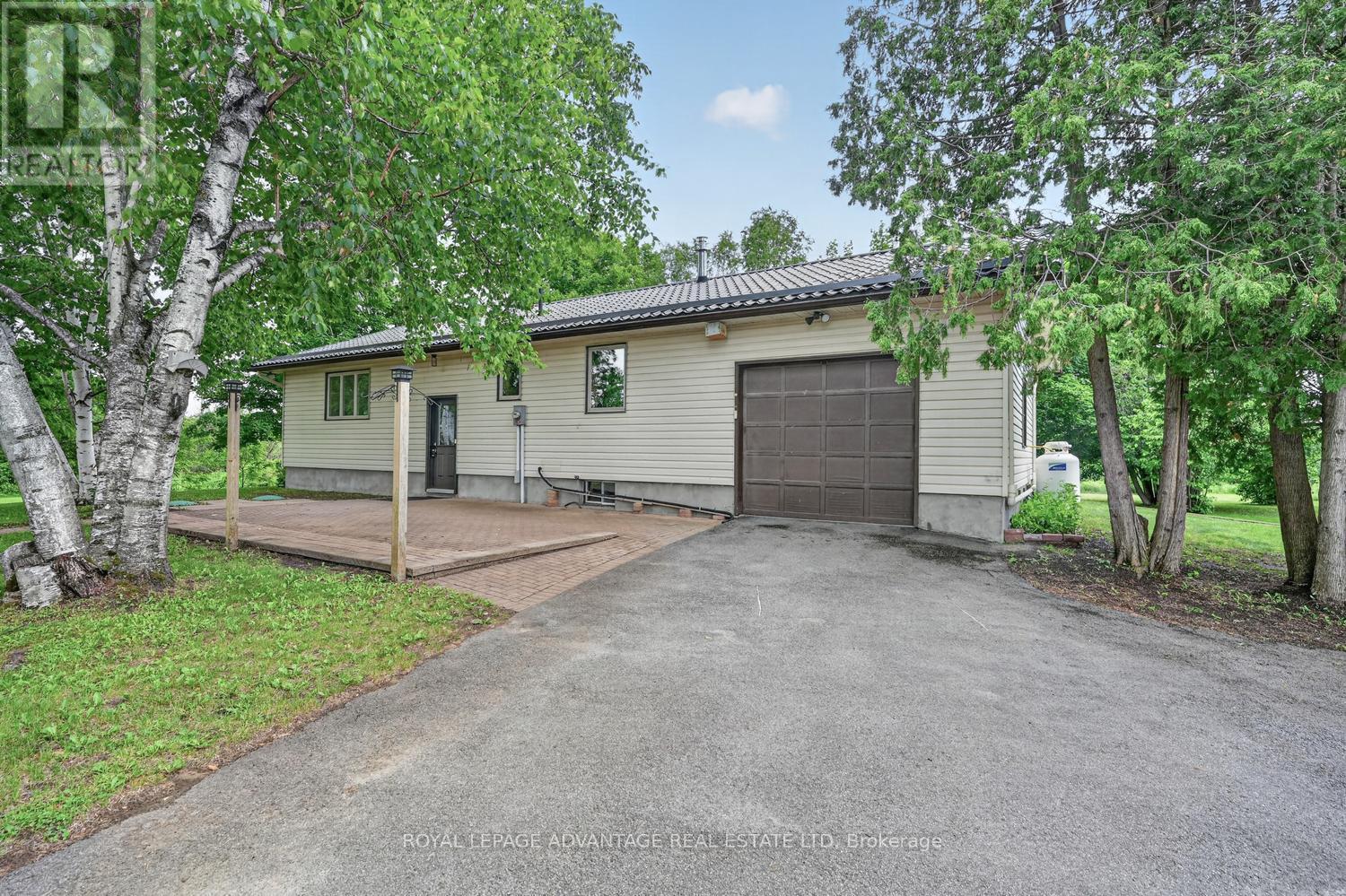 83 Broadview Avenue W, Rideau Lakes, Ontario  K7A 4L3 - Photo 2 - X13475012