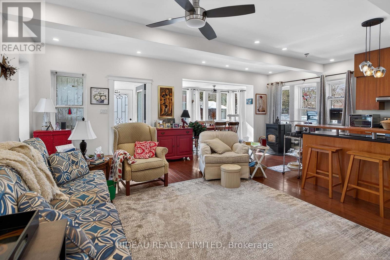22 Perth Street, Rideau Lakes, Ontario  K0G 1V0 - Photo 4 - X13474644