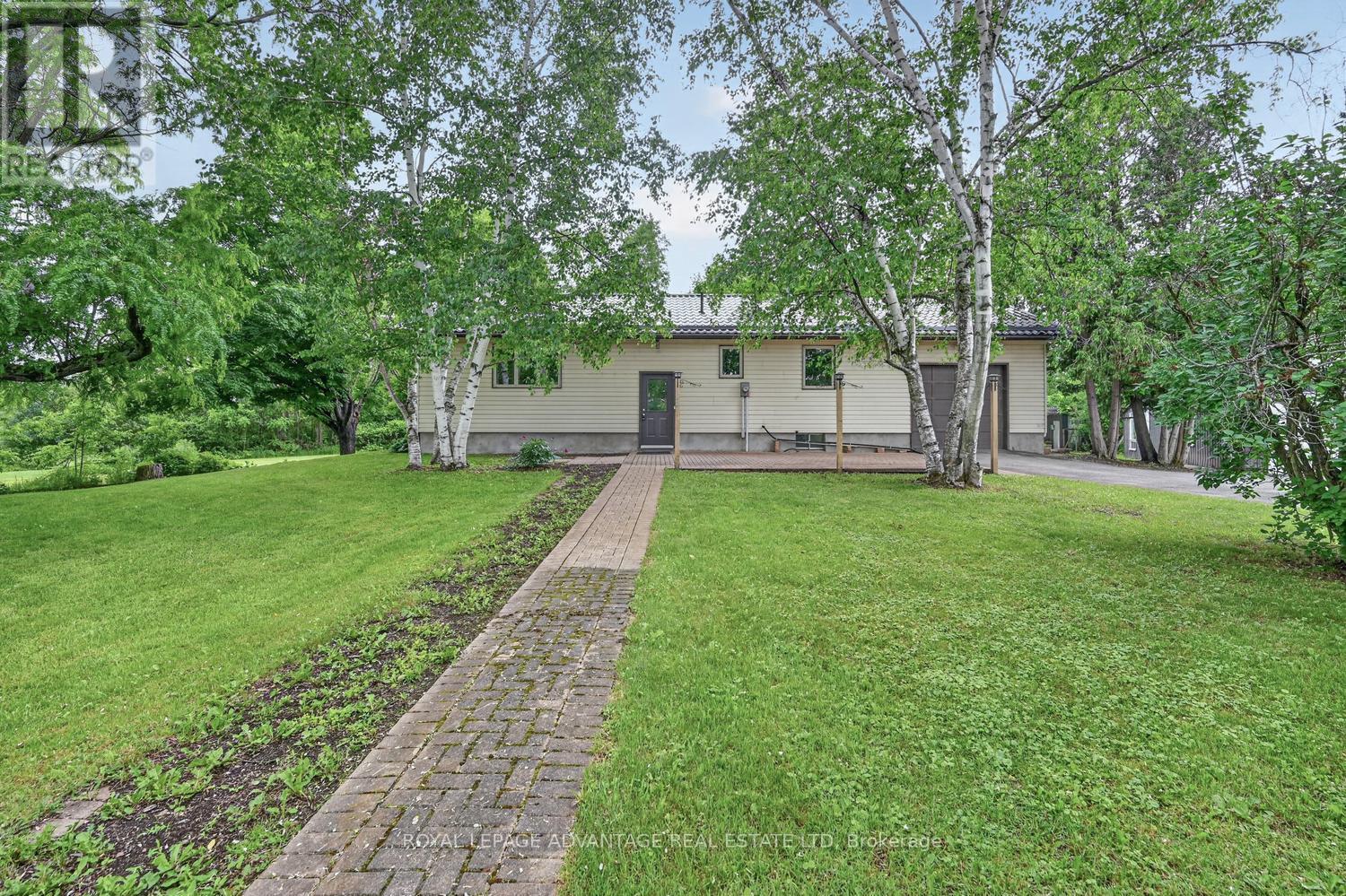 83 Broadview Avenue W, Rideau Lakes, Ontario  K7A 4L3 - Photo 4 - X13475012