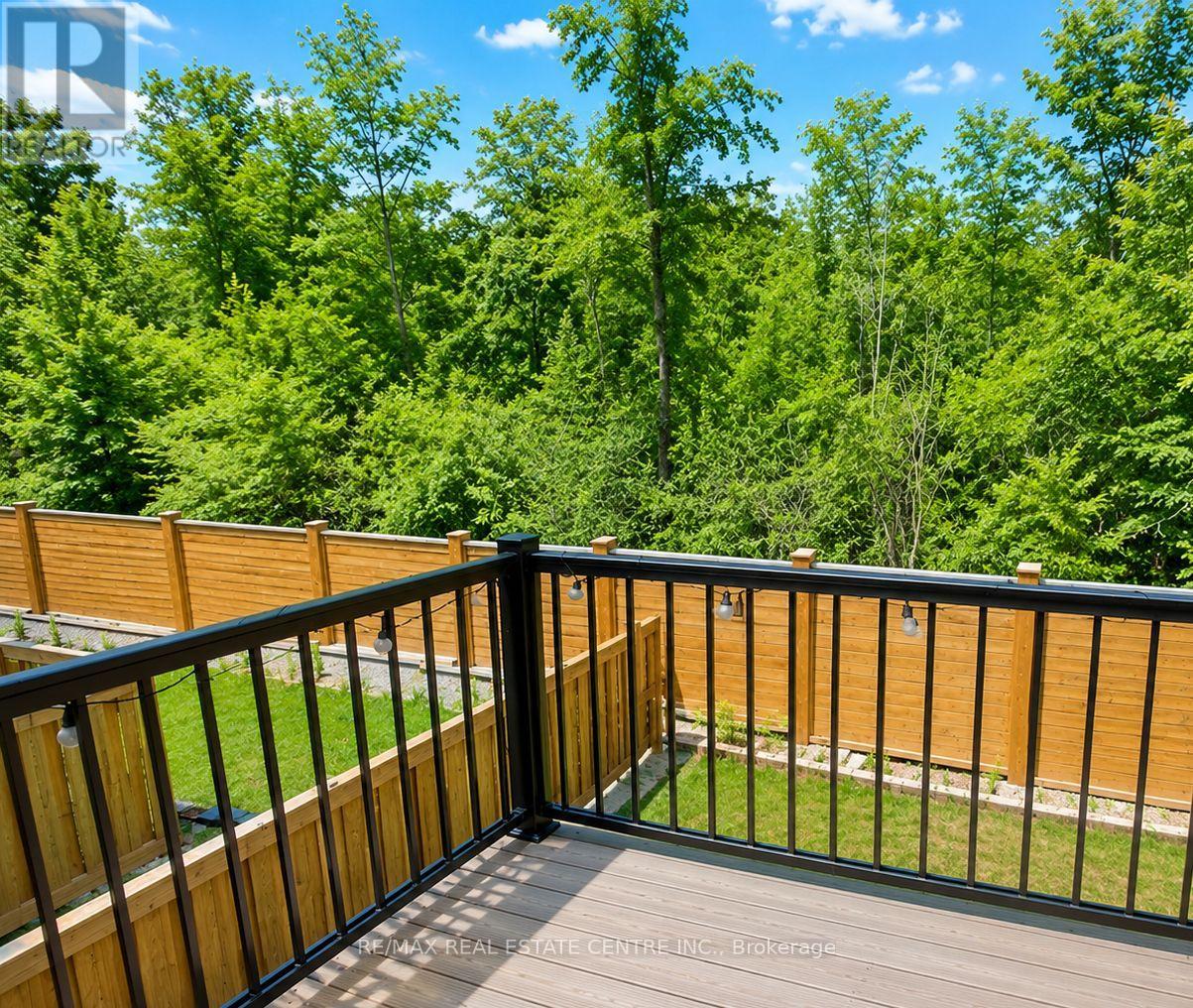 46 Windtree Way, Halton Hills, Ontario  L7G 0P6 - Photo 4 - W13473806