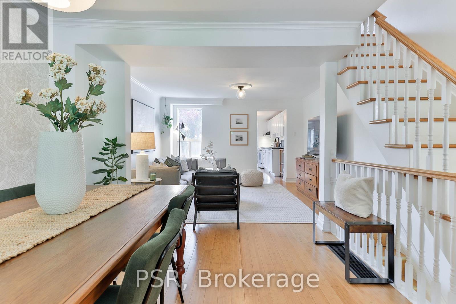 175 Maria Street, Toronto, Ontario  M6P 1W5 - Photo 9 - W13473420
