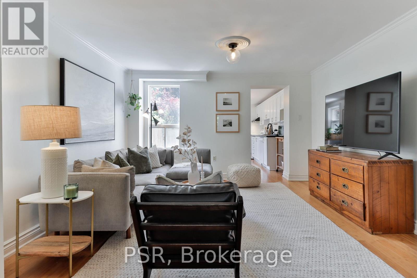 175 Maria Street, Toronto, Ontario  M6P 1W5 - Photo 5 - W13473420