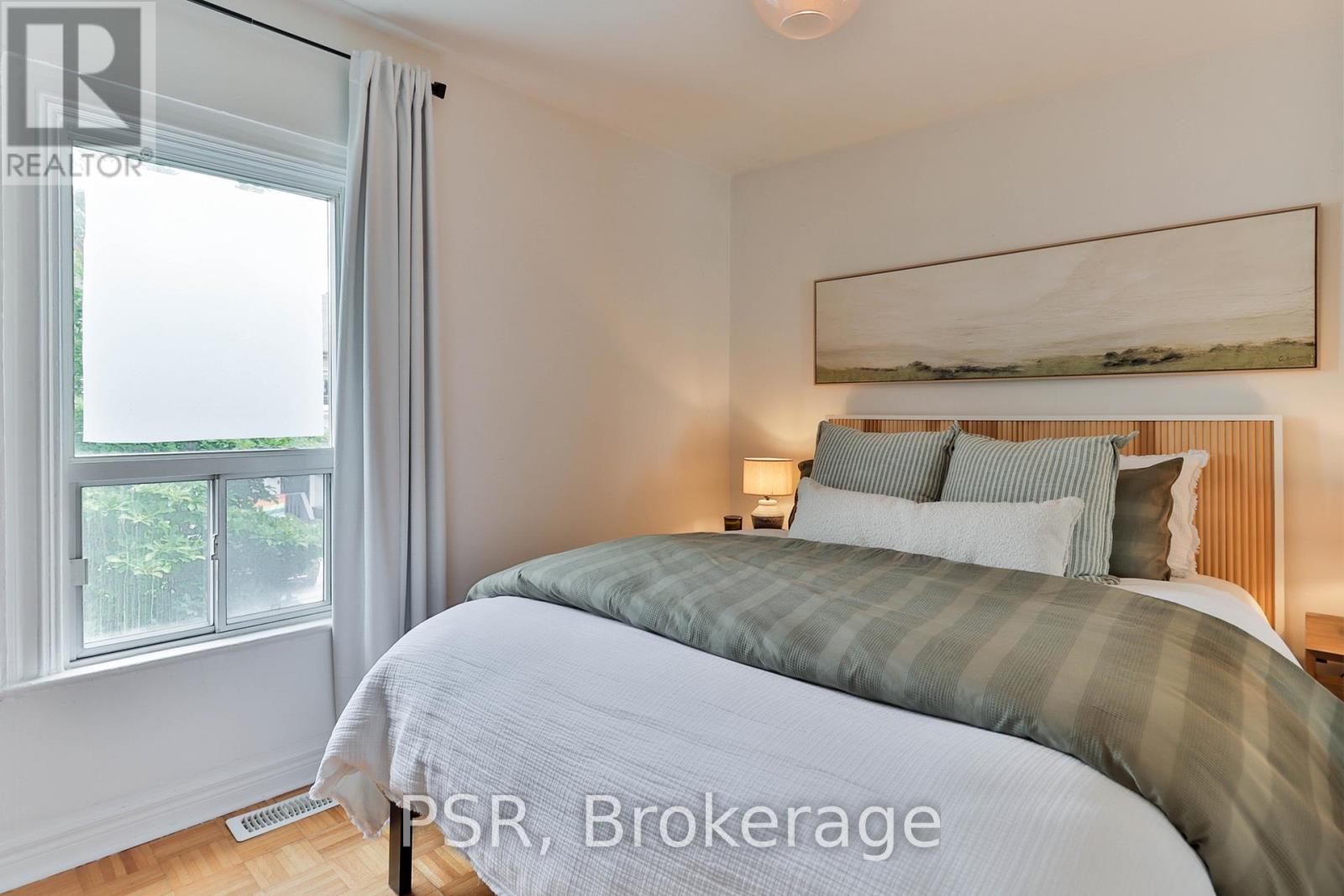 175 Maria Street, Toronto, Ontario  M6P 1W5 - Photo 24 - W13473420