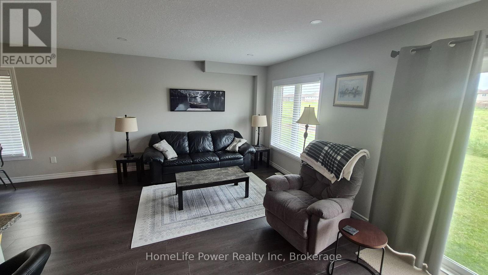 1365 Calais Drive, Woodstock (Woodstock - North), Ontario  N4T 0L8 - Photo 17 - X13475702