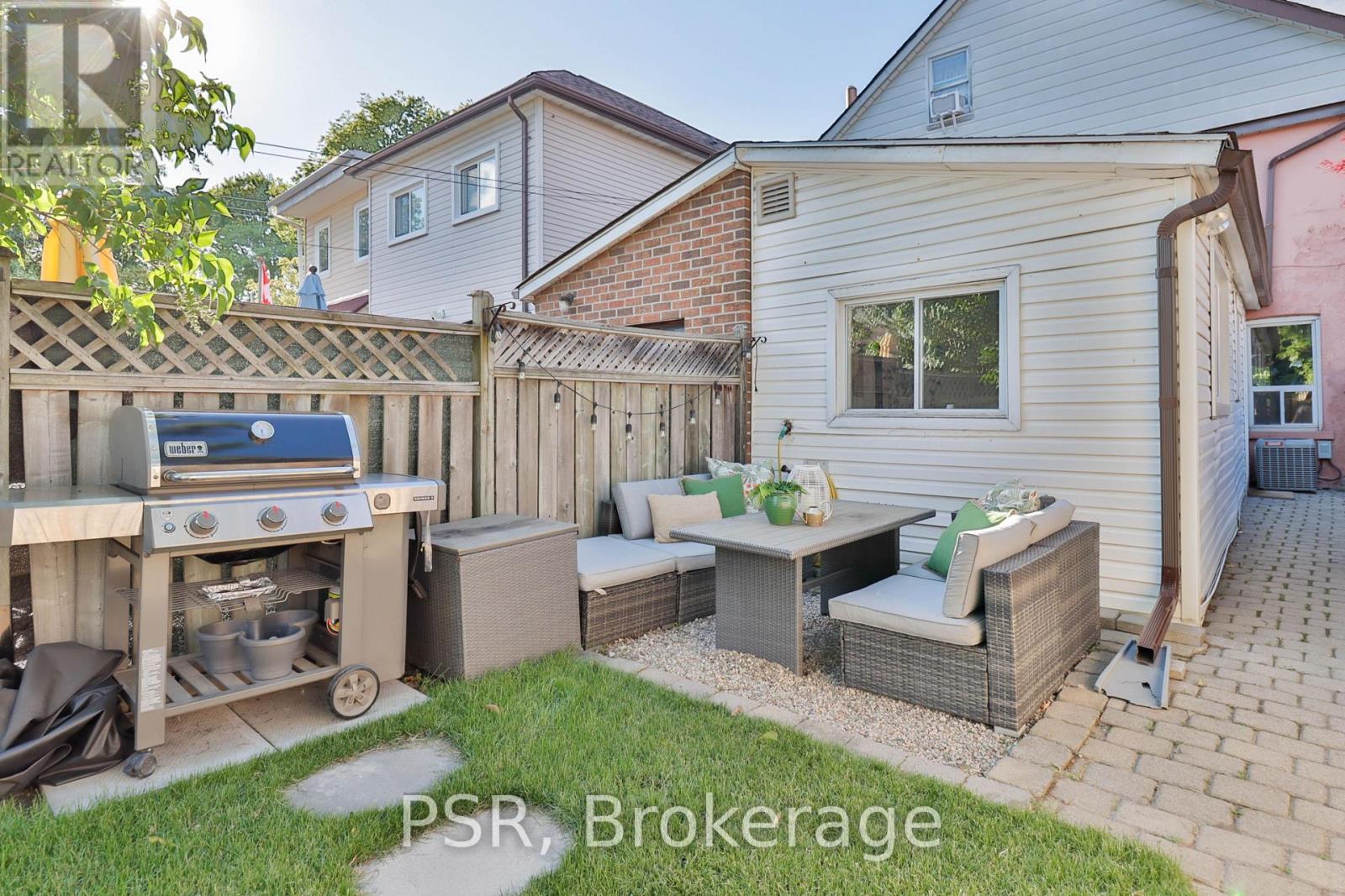 175 Maria Street, Toronto, Ontario  M6P 1W5 - Photo 35 - W13473420